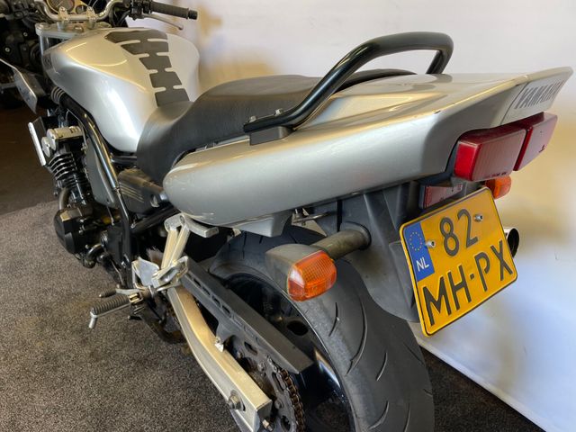 yamaha - fzs-600-fazer
