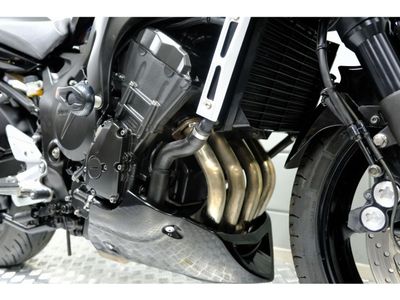 YAMAHA FZS 600 FAZER – foto 3