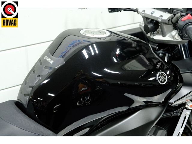 yamaha - fzs-600-fazer