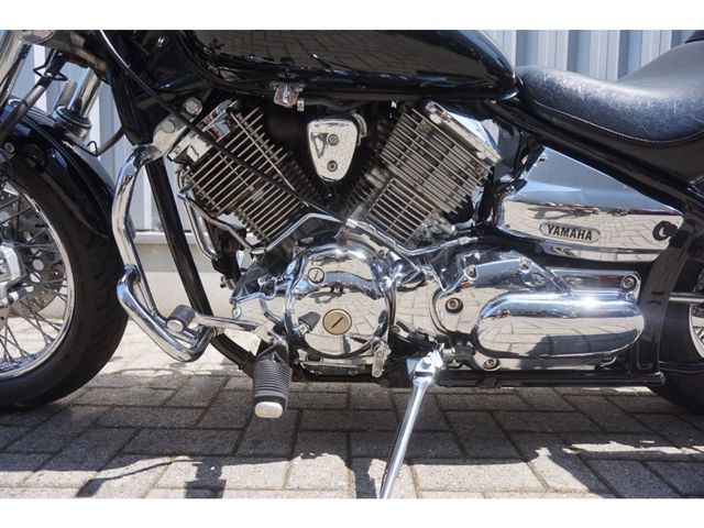 yamaha - xvs-1100-dragstar