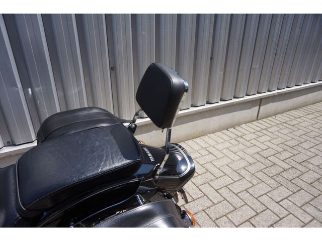 yamaha - xvs-1100-dragstar