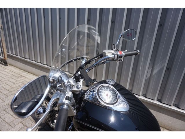 yamaha - xvs-1100-dragstar