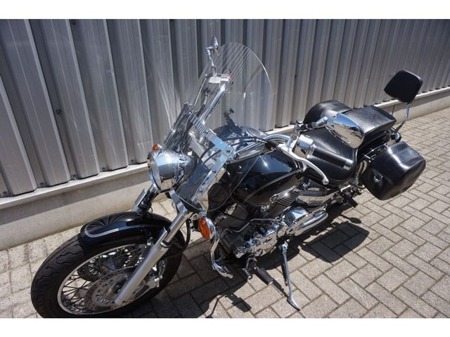 yamaha - xvs-1100-dragstar