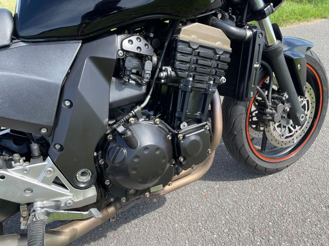 kawasaki - z-750