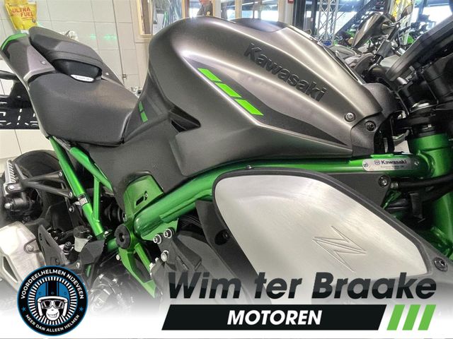 kawasaki - z900