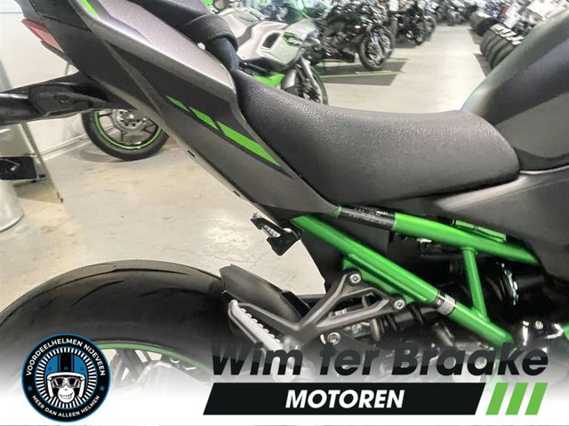 kawasaki - z900