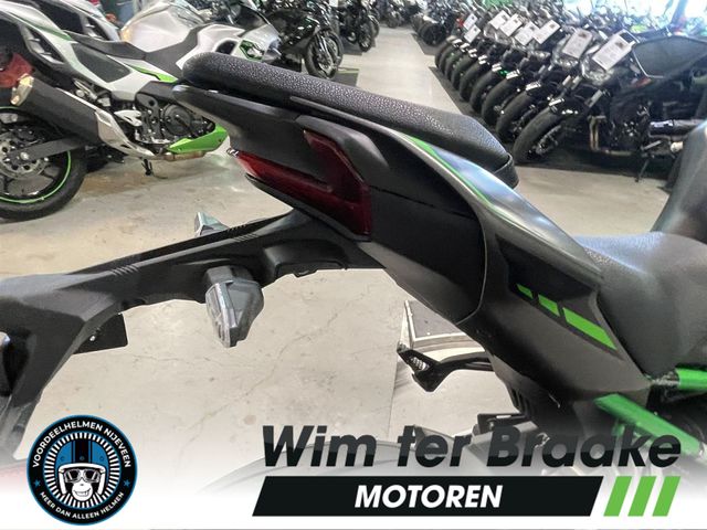 kawasaki - z900