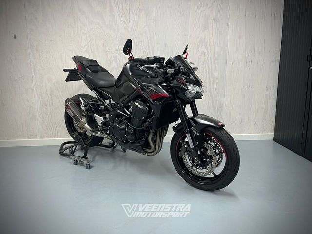 kawasaki - z900