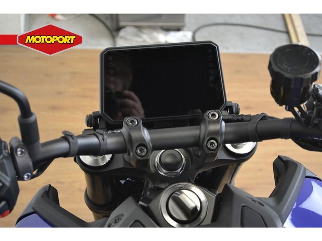 yamaha - mt-09-y-amt