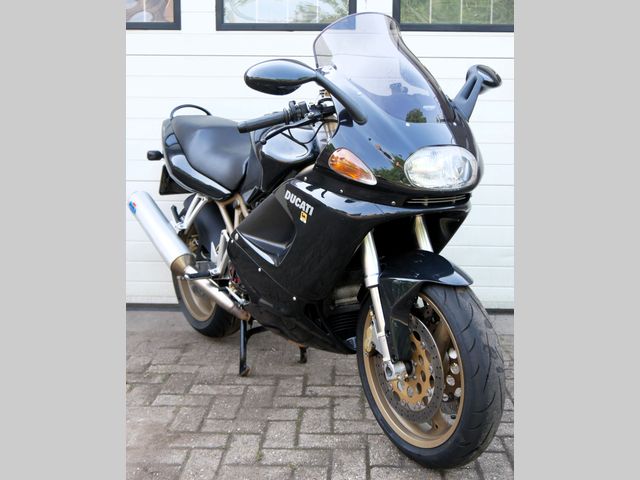 ducati - st-4