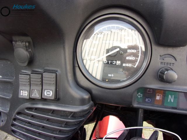 bmw - r-1100-rt