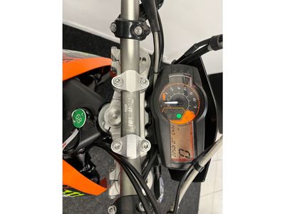 KTM 690 SMC – foto 2