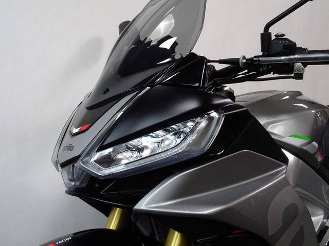 aprilia - tuono-v4-1100