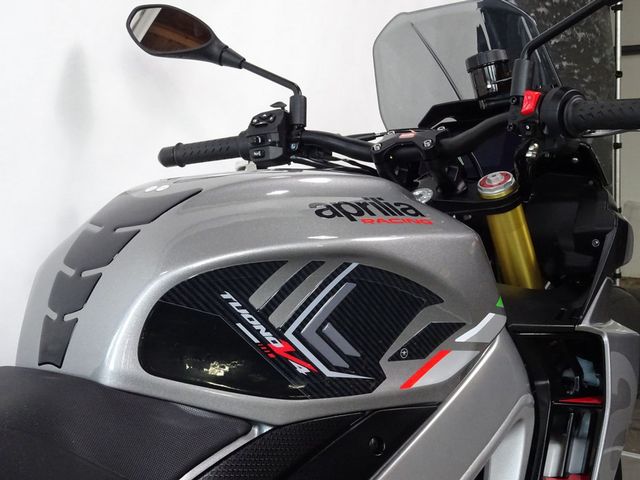 aprilia - tuono-v4-1100