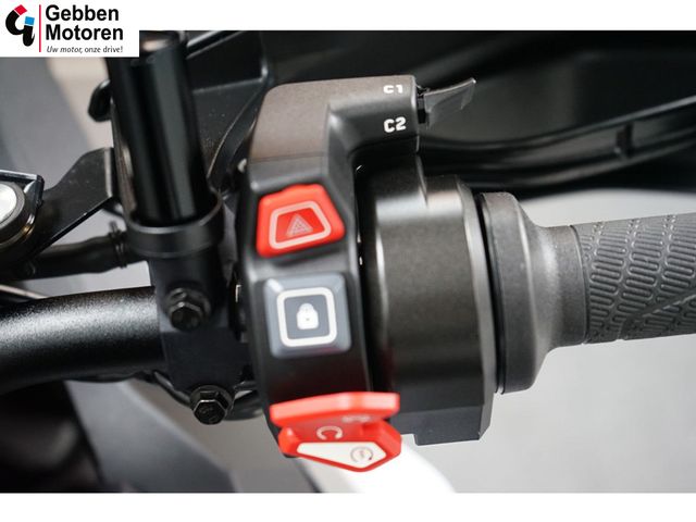 ktm - 1290-super-adventure-s