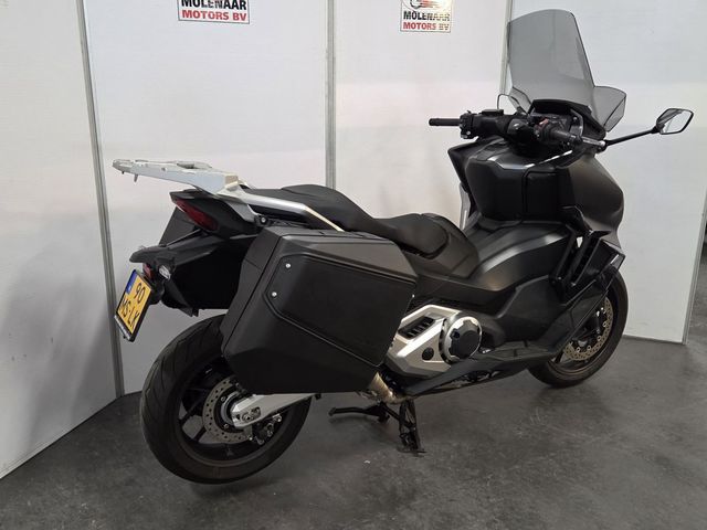 honda - forza-750