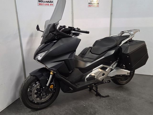 honda - forza-750