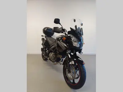 SUZUKI V-STROM DL 650 – foto 4