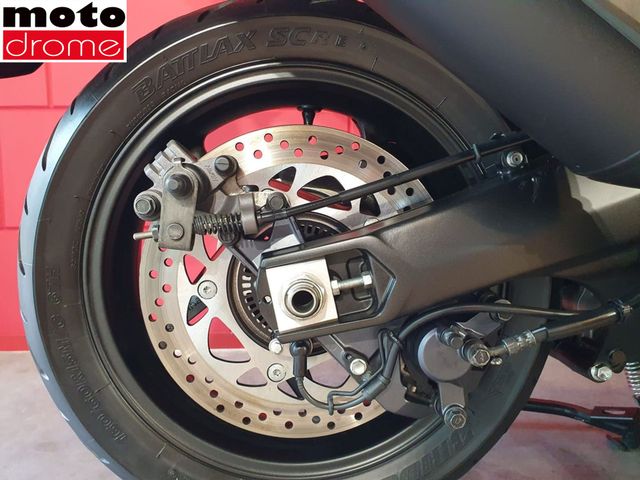 yamaha - tmax-tech-max-560