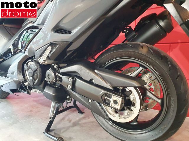 yamaha - tmax-tech-max-560