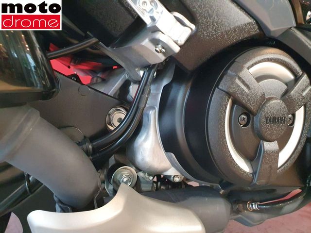 yamaha - tmax-tech-max-560