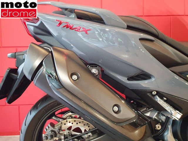 yamaha - tmax-tech-max-560