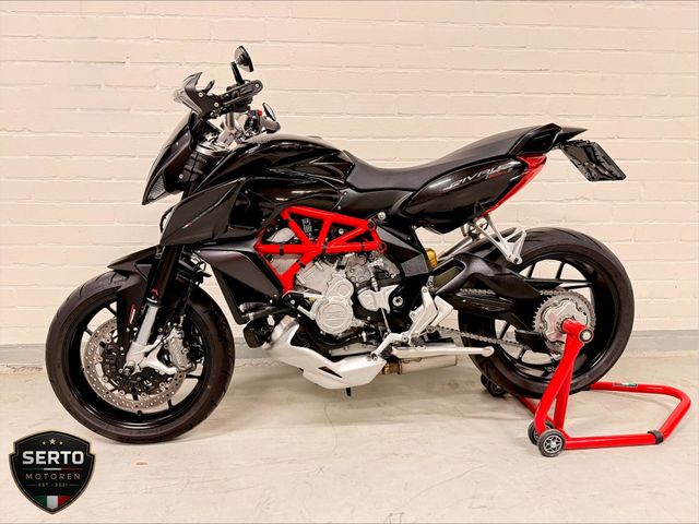 mv-agusta - rivale-800