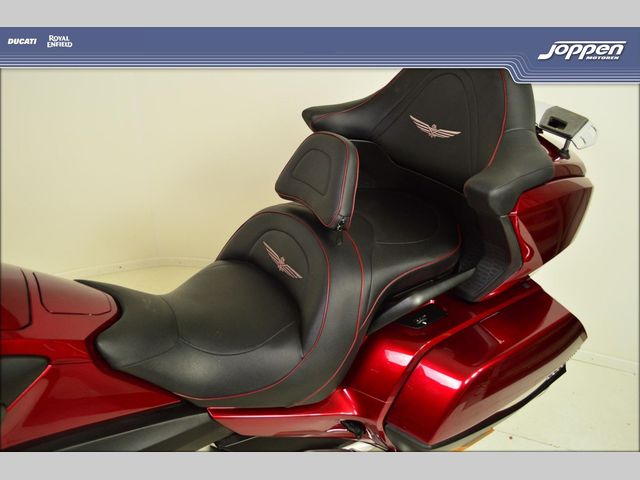 honda - gl-1800-goldwing