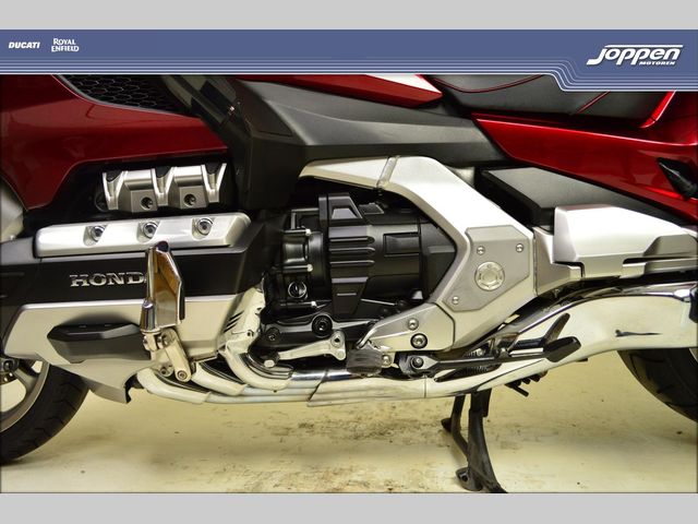 honda - gl-1800-goldwing