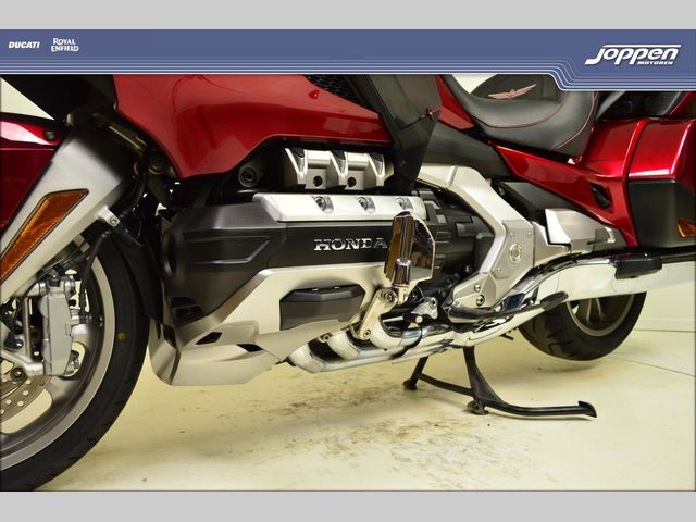 honda - gl-1800-goldwing