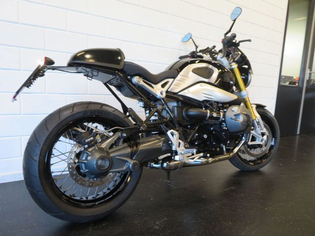 bmw - r-nine-t