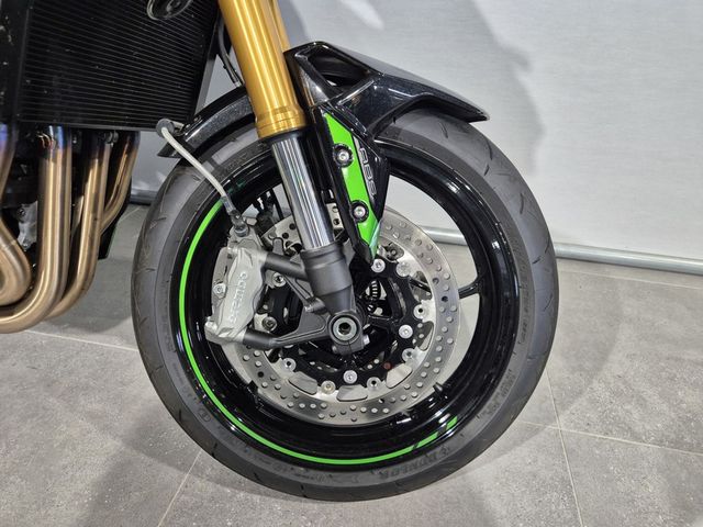 kawasaki - z900-se