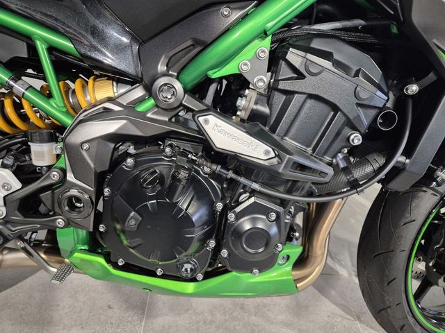 kawasaki - z900-se