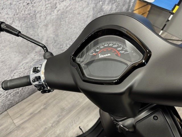 vespa - gts-300-super-sport