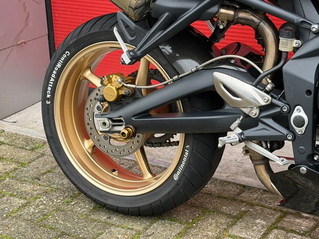 triumph - street-triple-r