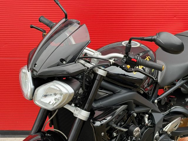 triumph - street-triple-r