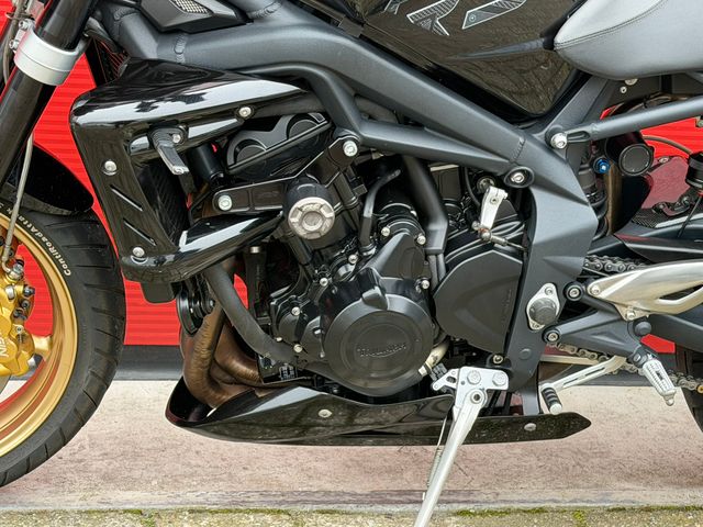 triumph - street-triple-r