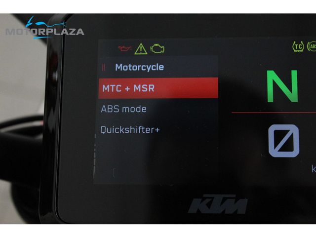 ktm - 1290-super-duke-r