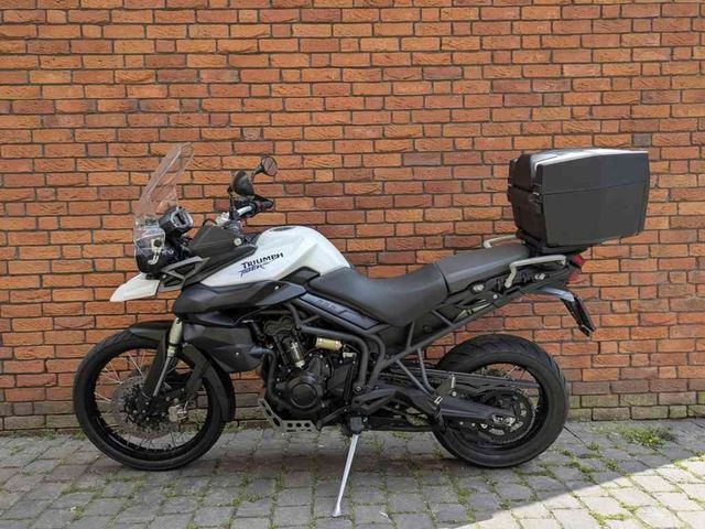 triumph - tiger-800-xca