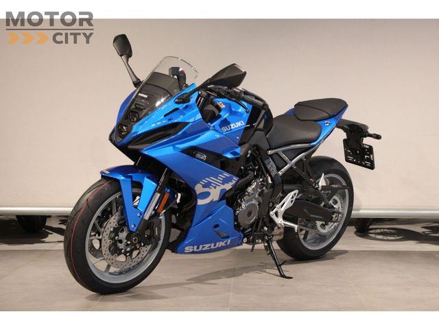 suzuki - gsx-8r