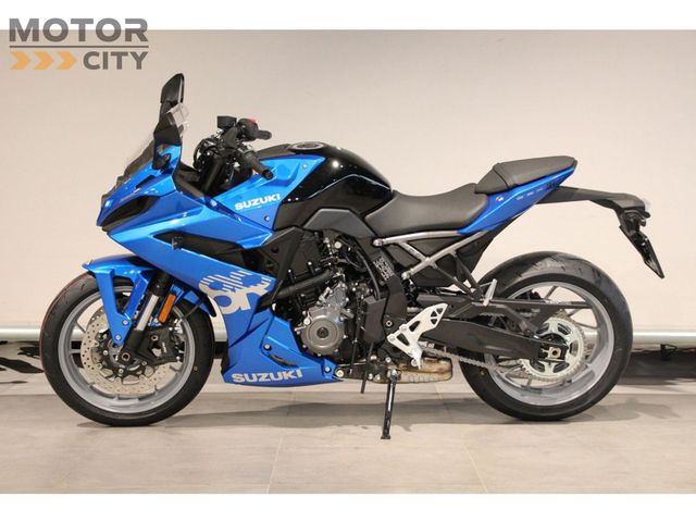 suzuki - gsx-8r