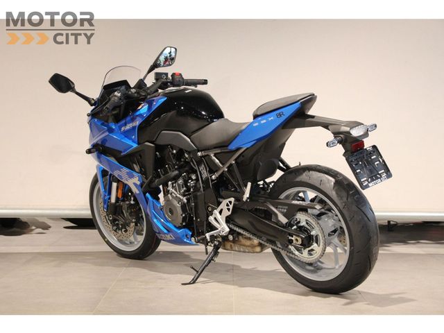 suzuki - gsx-8r