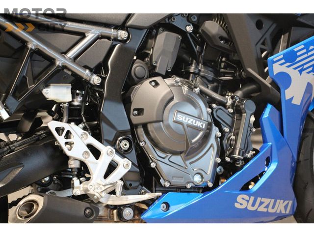 suzuki - gsx-8r