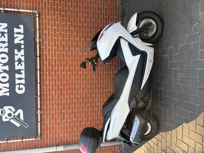 HONDA FORZA 300 – foto 2
