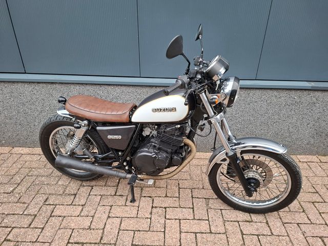 suzuki - gn-250