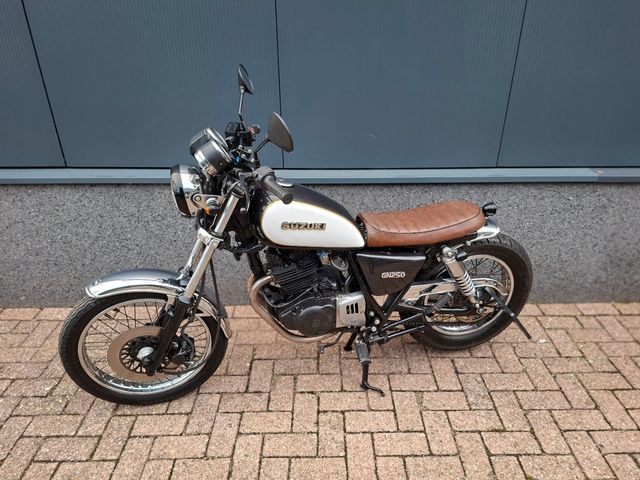 suzuki - gn-250