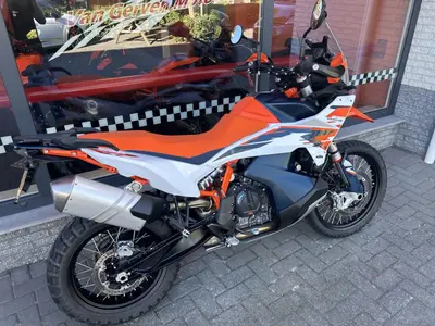KTM 890 ADVENTURE R – foto 3
