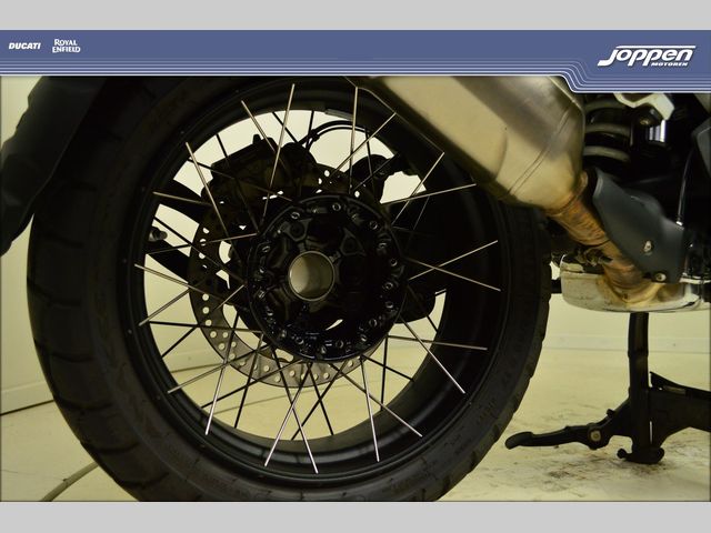 bmw - r-1300-gs