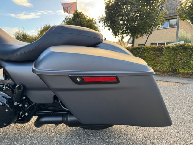 harley-davidson - street-glide-special-flhxs