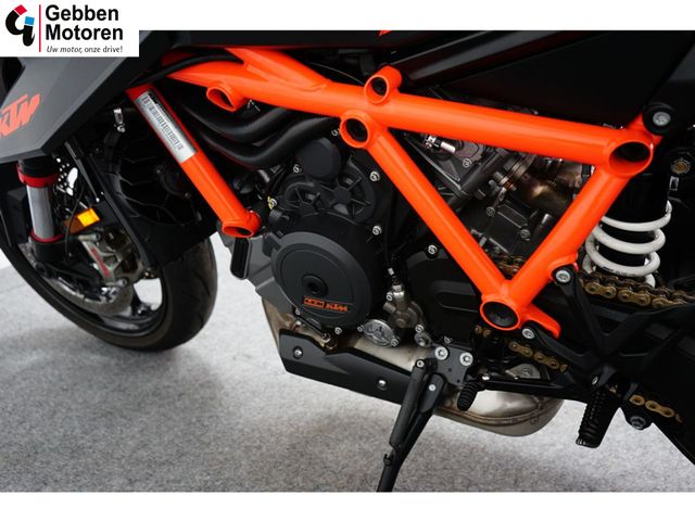 ktm - 1290-super-duke-r